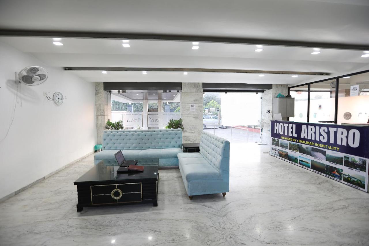 Hotel Aristro Lonavala Kültér fotó