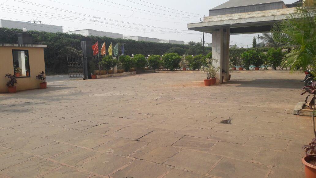 Hotel Aristro Lonavala Kültér fotó